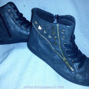 Retro Gia-Mia Greyish-Black Sneaker , Madonna style